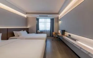 Luyue Hotel Movie Hotel Huaqiangbei Convention and Exhibition Center Branch - Fuk Tak Kung