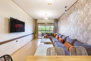 Stunning Prestigia Escape Poolside Views