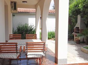 Scenic and Refined Krk Apartment with Terrace