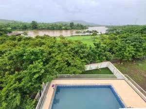 Aranya - Riverview 3 Bedroom Private Villa with Private Pool and Elevator - Mānda