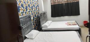 Gayatri Grand Paying Guest House