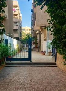 Boho 2BR Apartment with Garden View