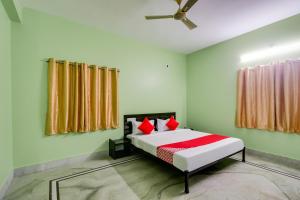 Hotel O M Palace