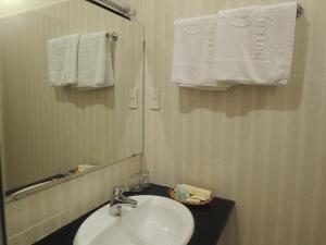 Huyền Trang 2 Hotel Huế - by BAY LUXURY