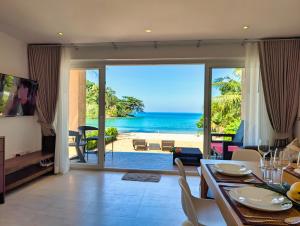 Ocean Half Moon Villa - by KohChangVillas