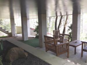 chalet sur pilotis en perigord