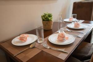 Unit 102 - Your Cozy Batangas Retreat