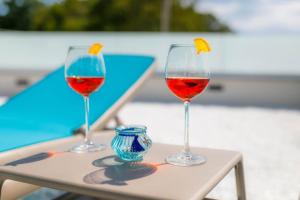 Villa with pool near beautiful sandy beach - by TRAVELER tourist agency Krk - ID 2506