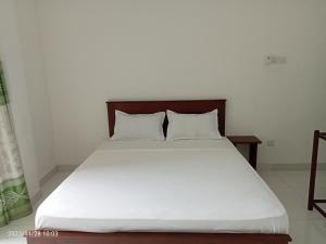 The Kingdom Gate Hotel