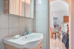 Katerina Irida Kythnos