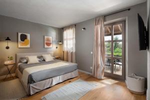 Rustic Villa Rorripa & Reichardia with a pool