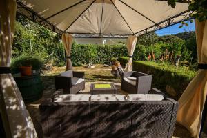 Apartments and Rooms Frane 