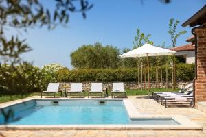 Rustic Villa Ruta & Seseli with a pool