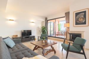 Calma Cascada Seaview Apartment