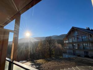 Orlik Private Apartment - z widokiem na Śnieżkę, blisko tras turystycznych i wyciągów