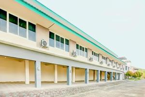 Grand Hills Hotel Near Ketapang Banyuwangi Mitra RedDoorz