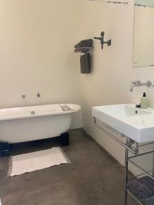 Sleep at MAPSA Richmond - House