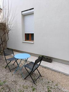 La chouette dans larbre - T2 sur cour au calme