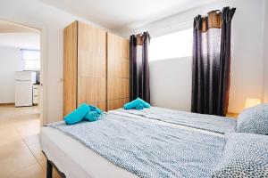 GC01 La Buena Vida by HolidayAndaluz