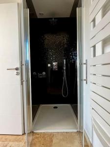 Villas Villa d-Exception avec Vue Panoramique et Piscine : photos des chambres