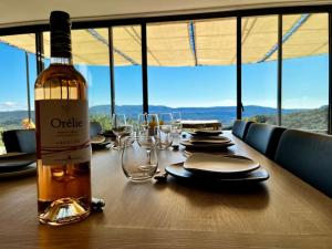 Villas Villa d-Exception avec Vue Panoramique et Piscine : photos des chambres