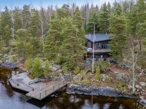 Come in! - "Villa Kotkannokka" Architecs masterpiece by the lake Näsijärvi 35mins from Tampere! - Ruovesi