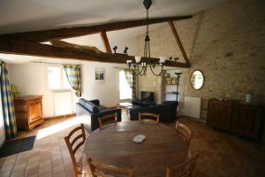 Maisons de vacances Les gites de la Font : photos des chambres