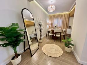 Boho 2BR Apartment with Garden View