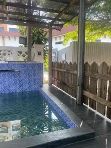 Hj Hassan Guest House Bungalow A