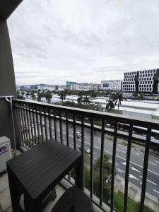 Shore 1 Residences - 1 Bedroom with Balcony