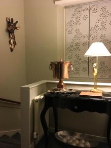 Apartment 28