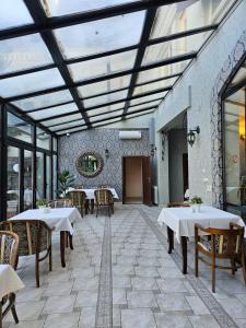 The Elite - Oradeas Legendary Hotel