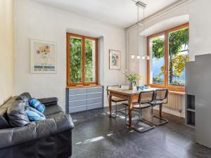Apartment Egner- Apt-Steintisch by Interhome