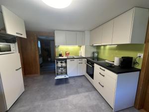 Apartment Ferienwohnung Gehrihorn by Interhome