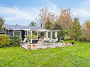 Holiday Home Jannike - 150m from the sea by Interhome