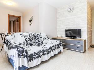 Apartment Rodoreda by Interhome