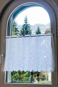 Apartment Edelweiss B-3 by Interhome