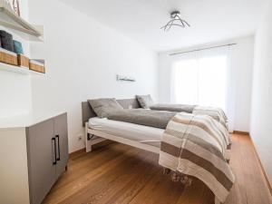 Apartment B21 by Interhome