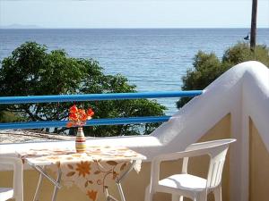 Oasis studios Samos Greece