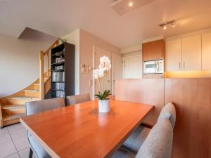 Apartment Marebelle with seaview by Interhome