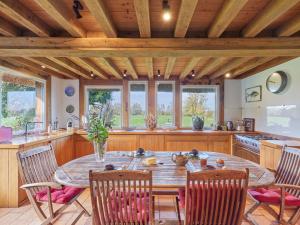 Holiday Home 2 Chaumières normande by Interhome