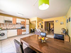 Apartment Baia de Cristal 2 by Interhome