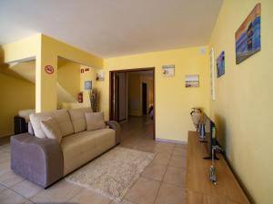 Apartment Baia de Cristal 2 by Interhome