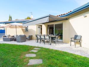 Maisons de vacances Holiday Home Lore Landa by Interhome : photos des chambres