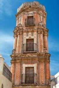 A 5 min de la playa Victoria y del Htal Pta Mar