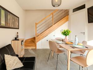 Apartment Soleil couchant by Interhome