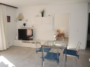 Rivapiana by Fewotessin