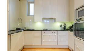 Sublime 4BD House behind V&A South Kensington