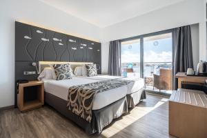 Double or Twin Room with Street View room in Hotel THB Gran Bahía