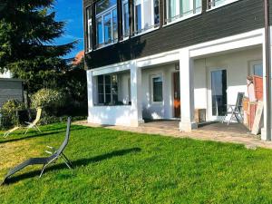 Ferienwohnung Ostseeheim - 1 Reihe mit Meerblick